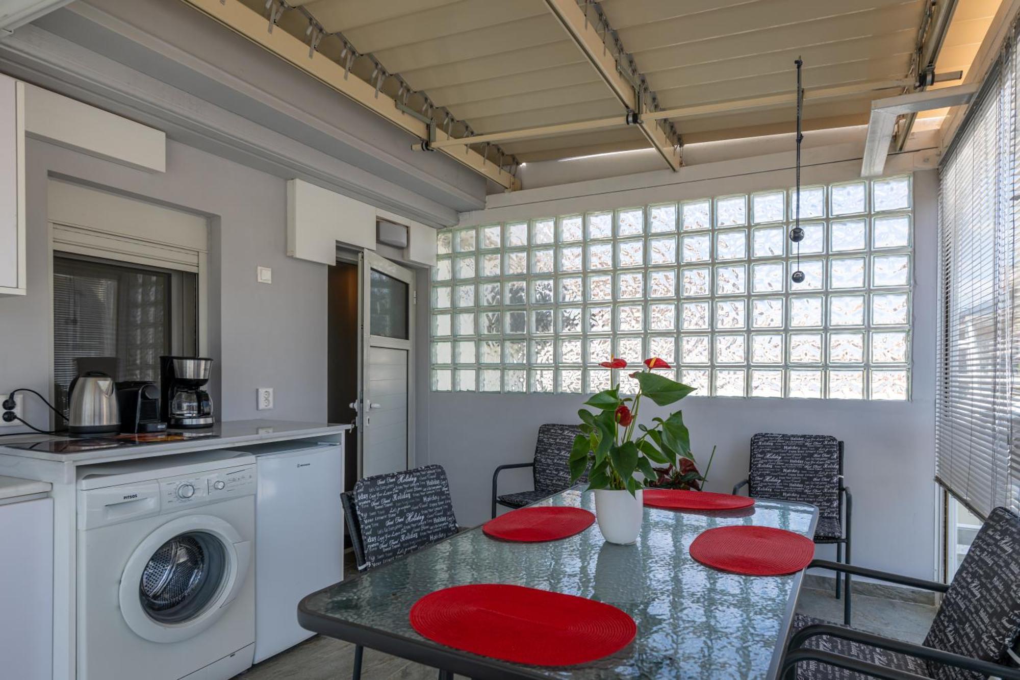 Myrto Luxurious Top Floor Studio Kalamata Exterior photo